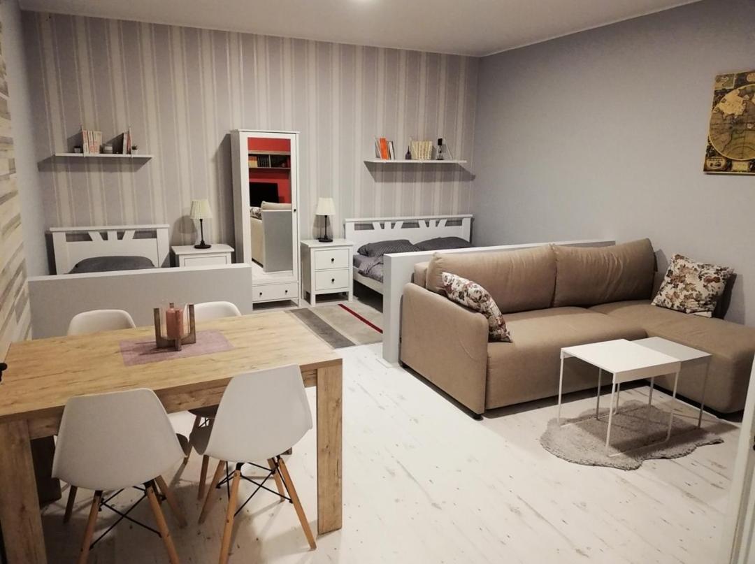 Apartman Park ซูโบติกา ภายนอก รูปภาพ